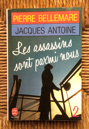 Livre les assassins sont parmi - livre,