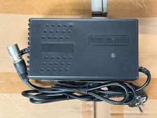 Chargeur scooter electrique