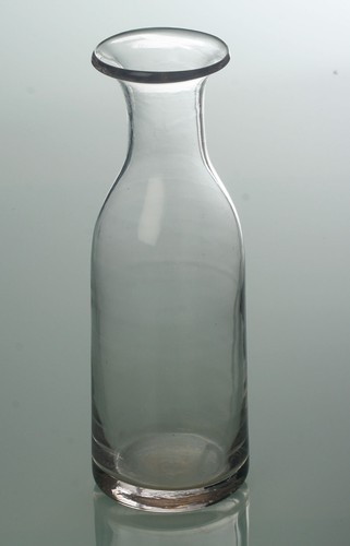 Ancienne carafe verre moulé - verre,