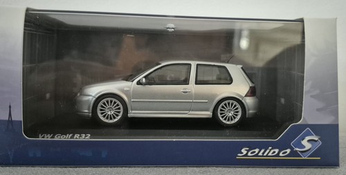 Golf r32 silver - 1/43, solido