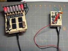 Ghostbusters Belt Gizmo w/ Lights, Holster - [Character-grade]