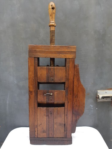 Ancien outil boite - ancien, recaler