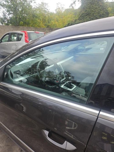 Vitre avant gauche - , volkswagen