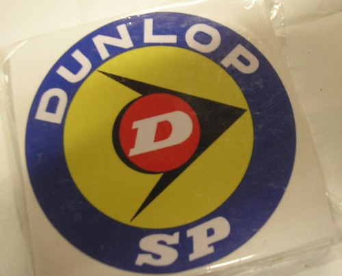Autocollant publicitaire pneus