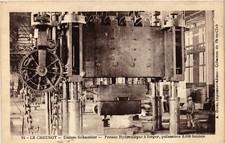 Old postcard Le Creusot - Schneider factories - hydraulic press forging (637446)