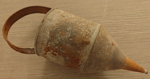 Ancien entonnoir zinc - , tôle