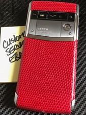 Vertu Signature Touch Scarlet