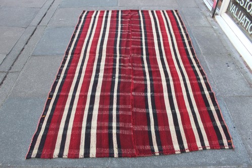 Tapis kilim oriental - tapis, rouge