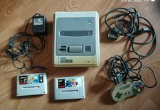 Console Super Nintendo SNES + 2 Jeux et une manette 
