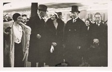 Carte-Photo - Familles Royales - Reine Astrid,,Léopold III, Roi Albert Ier