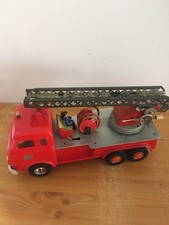 CAMION POMPIER GAMA 2635 -