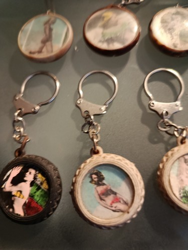 Porte clés pin boussole - porte,