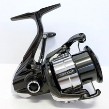 Moulinet toupie SHIMANO 23 Vanquish 4000MHG presque comme neuf Japon USED