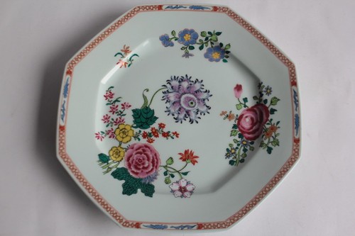 Assiette octogonale porcelaine