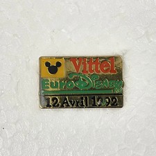 Pin's Vittel EuroDisney 12 Avril 1992