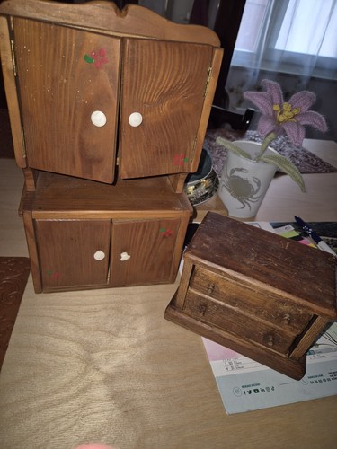 Mobilier poupée ancienne - mobilier,