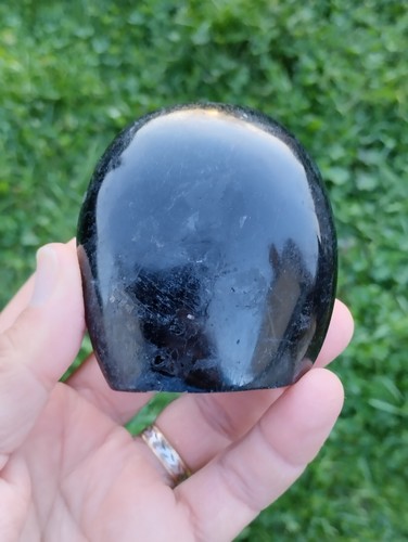 Tourmaline noire forme - noire, libre