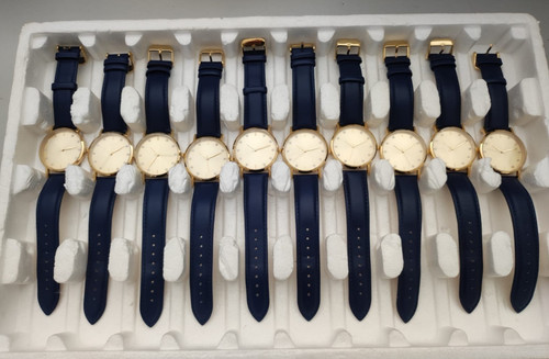 Montres bracelets - 10, x