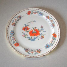Assiette plate en porcelaine
