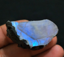 Ultimate Top Rainbow Moonstone