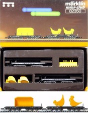 Marklin Z Scale 82350  2  6-AXLE FLATCAR SET  Original Box   C8