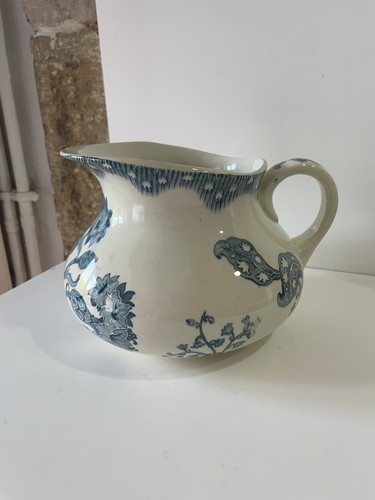 Broc toilette terre - toilette,