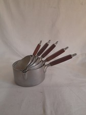 Batterie De  5 casseroles en