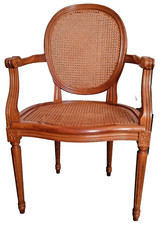 Fauteuil de style Louis XVI