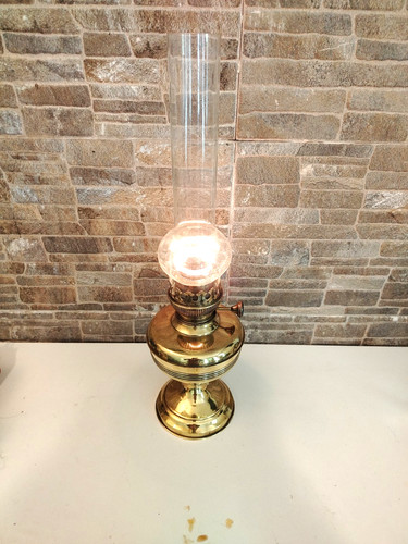 Ancienne lampe pétrole - ancienne,