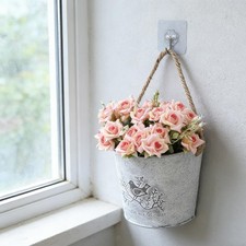 Pot de fleurs suspendu, seau