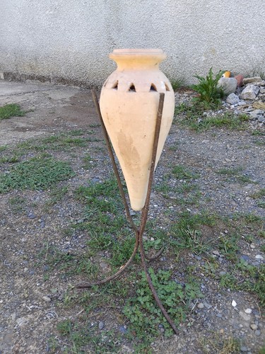 Vase décoratif sur pied - , en
