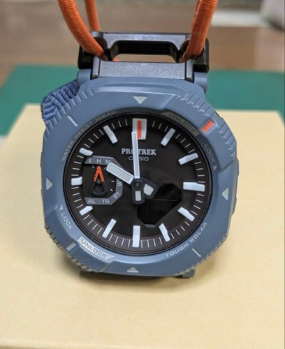 Montre casio pro - trek, hiker