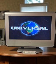 Sony Wega 32" LCD Retro Gaming Flat Panel Widescreen TV KLV-32M1 W Remote Nice!