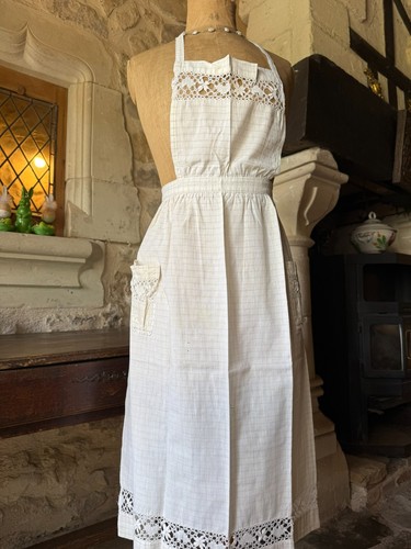 Linge ancien long tablier - ,