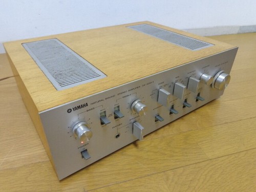 Amplificateur prémain yamaha - amplificateur,