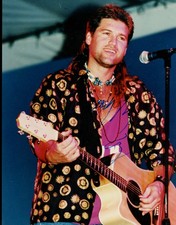 BILLY RAY CYRUS Signed Autograph Auto 8x10 Photo JSA