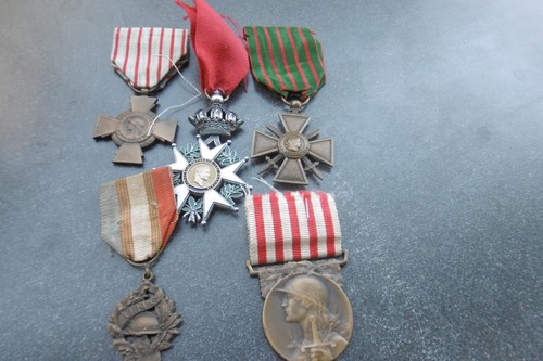 Lot médailles militaires - lot,