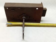 Ancienne et grosse  Serrure de