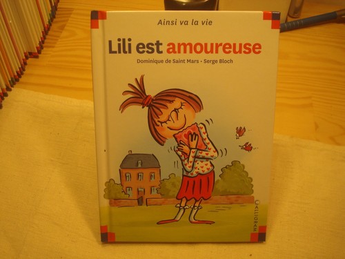 Max lili est - :,