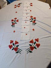 Nappe De Table Brodé