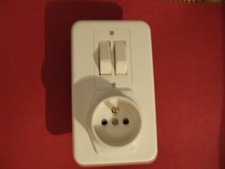 1 double allumage+ 1 Prise