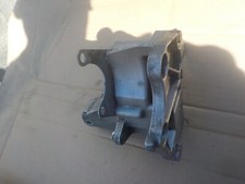 support alternateur pompe de d.a. bmw e36 type 318tds