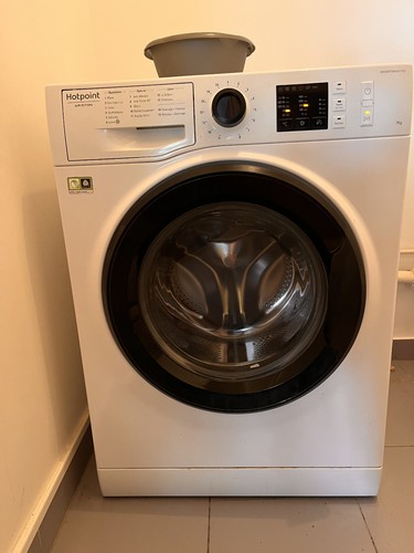 Machine laver linge - à,