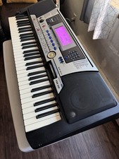Yamaha PSR550 61-Key Portable Keyboard with Disc