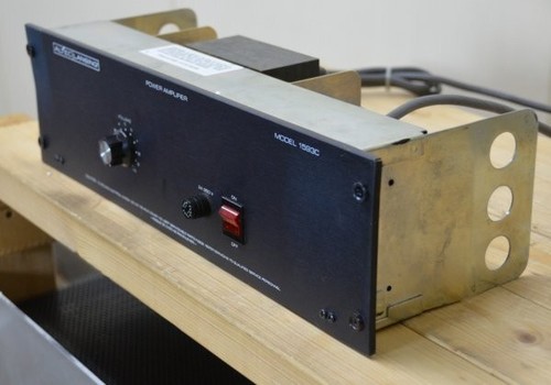 Amplificateur puissance - de,