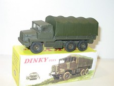 DINKY TOYS, camion berliet gazelle militaire avec vitrage V