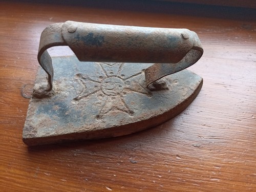 Ancien fer repasser - ancien,