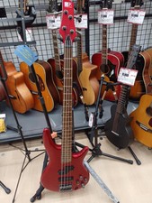 Guitare basse électrique