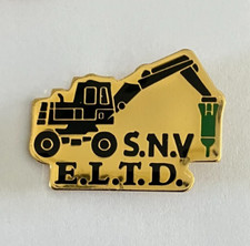60 - Pin's EXCAVATOR EXCAVATOR BTP DRILLING - S.N.V - E.L.T.D