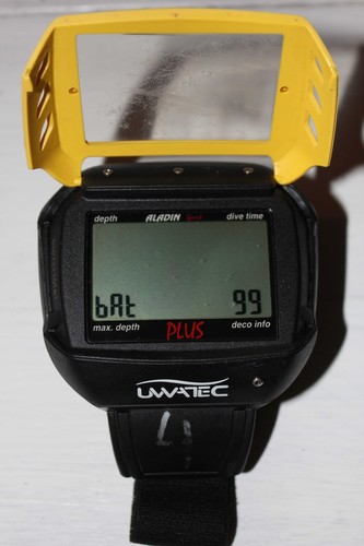 Remplacement pile uwatec - remplacement,